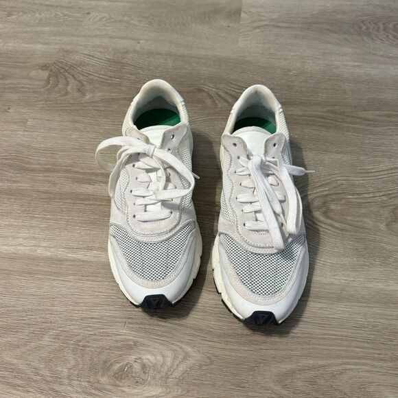 Women's John Elliott Vibram Collaboration White Edition One Runner Shoes - Picture 3 of 13